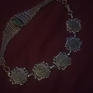 Silver and terquise necklace.